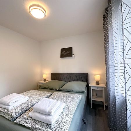 Stilvolles, Frisch Renoviertes 2Zi Apartment Mit Kueche Und Balkon In Kliniknaehe 바트왼하우젠 외부 사진