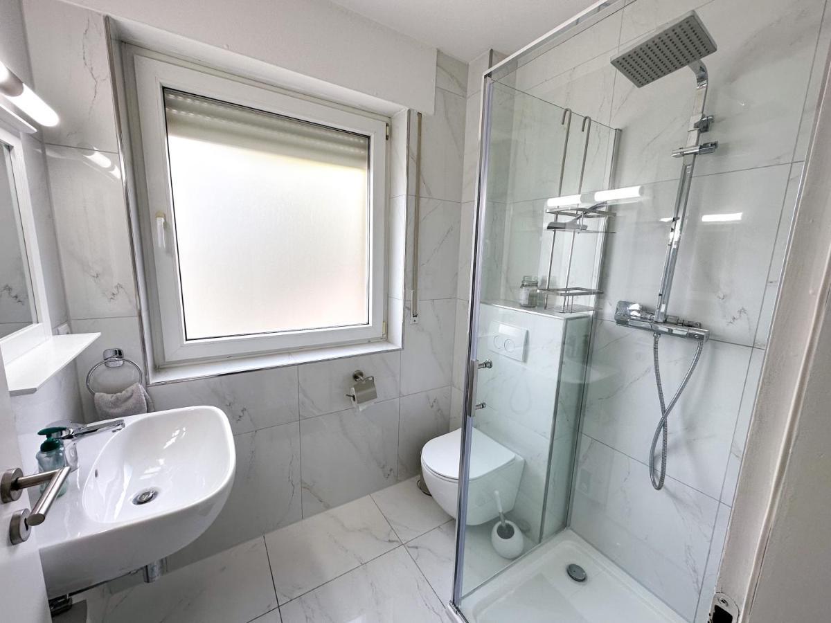 Stilvolles, Frisch Renoviertes 2Zi Apartment Mit Kueche Und Balkon In Kliniknaehe 바트왼하우젠 외부 사진